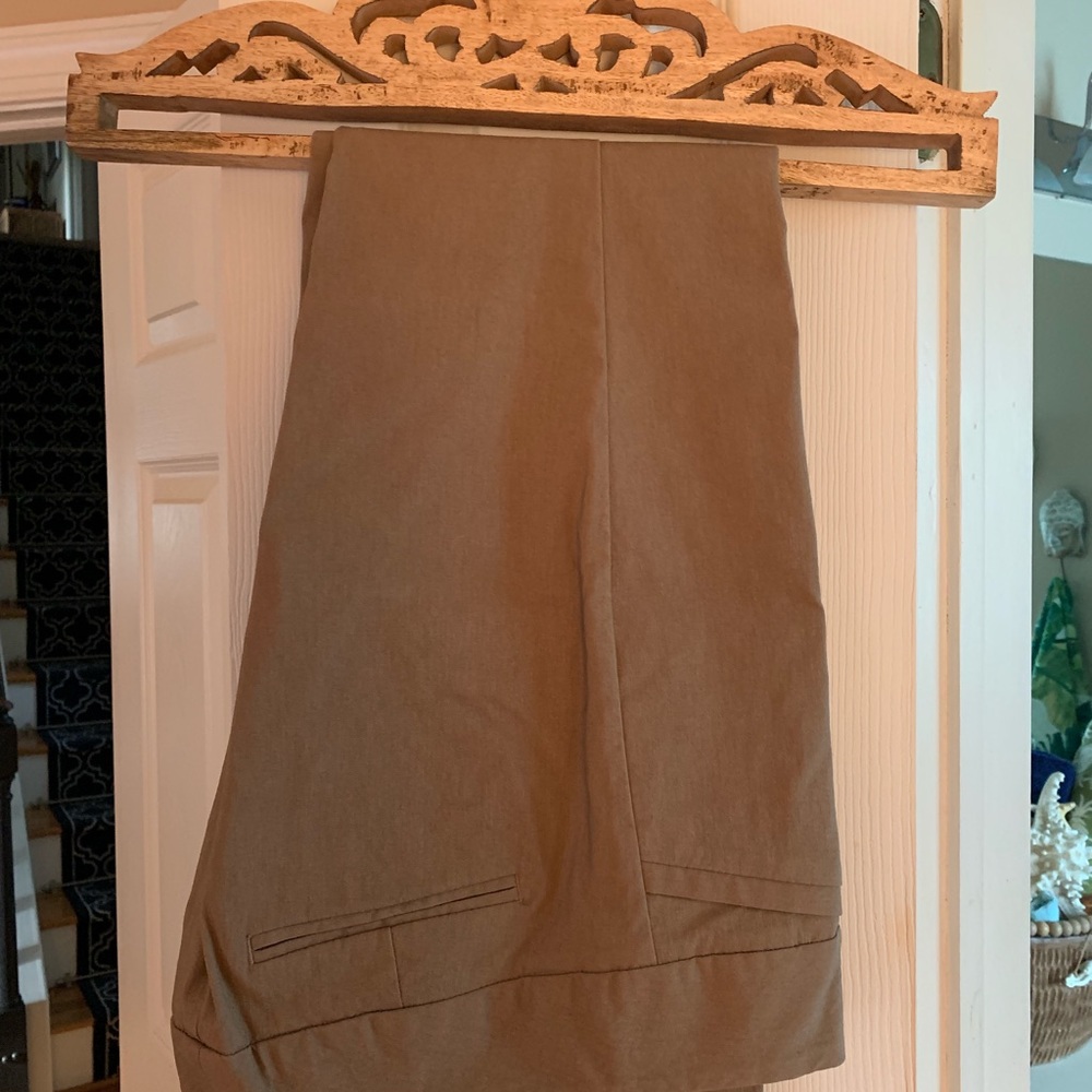 The Limited Drew fit stretch pants tan size 6